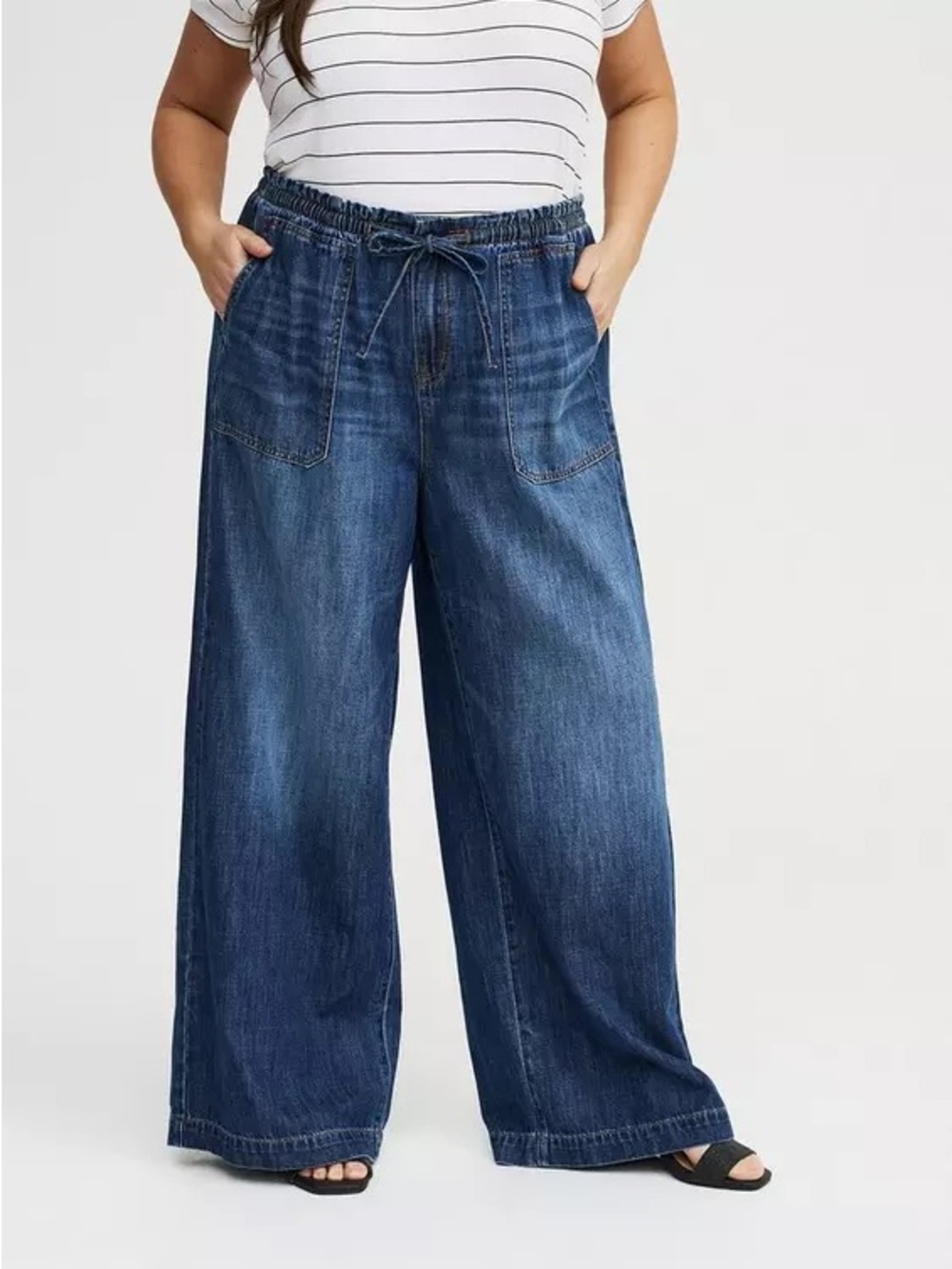Torrid High-Rise Wide-Leg Loose Jean Size 14R NEW